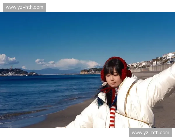 湘南海岸的蓝色浪潮:东京的都市光影,一场跨越时空的对话 湘南海岸的蓝色浪潮:东京的都市光影,一场跨越时空的对话